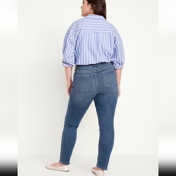 Old Navy High Waisted WOW Straight Leg Denim Jeans 22 - Picture 2 of 9
